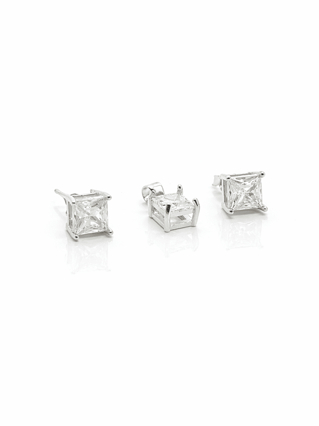 Sterling Silver Princess Cut Zircon Pendant Set Solitaire Design
