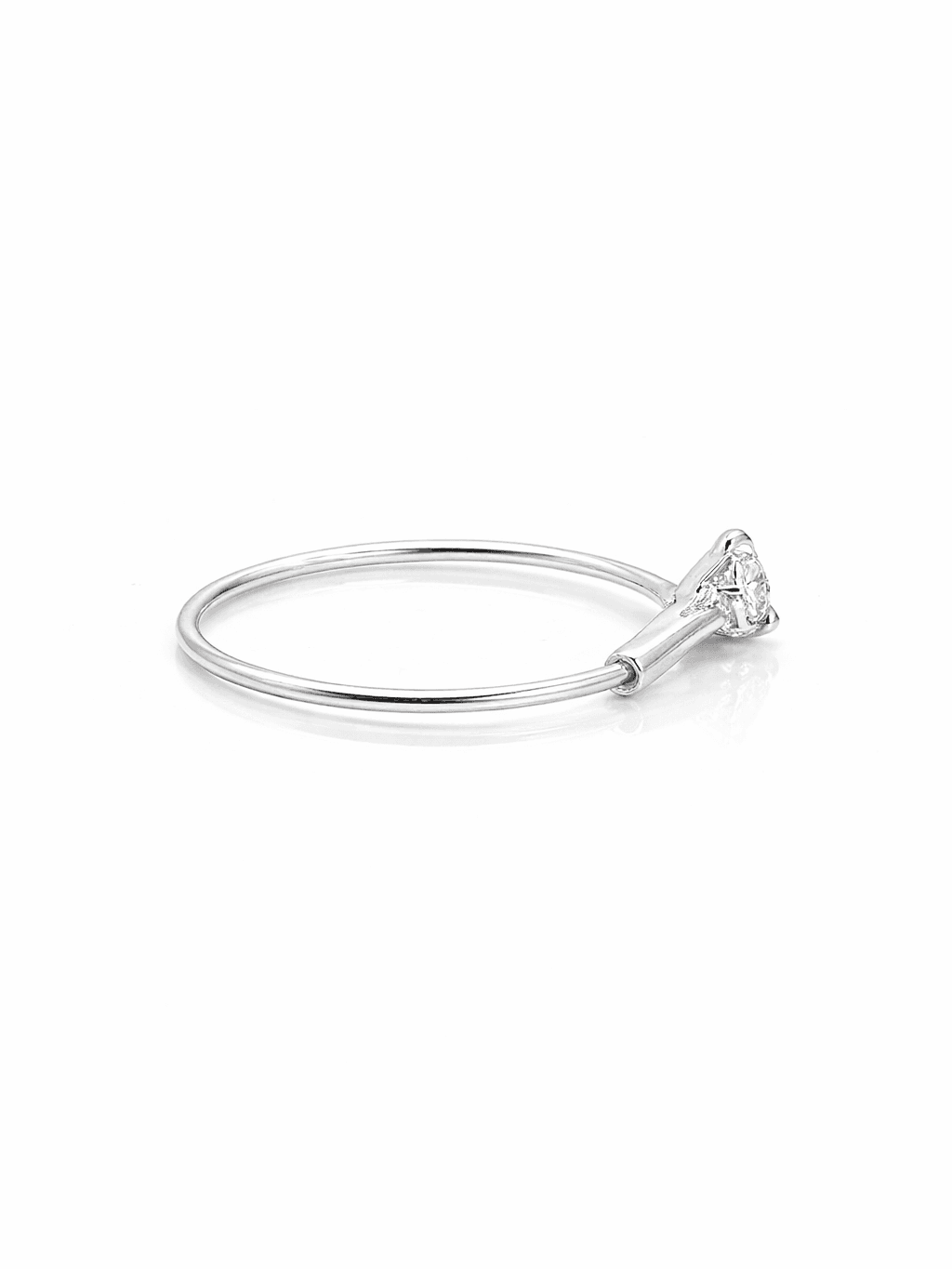 Simple Silver Nose Ring Hoop with Single Solitaire Zircon